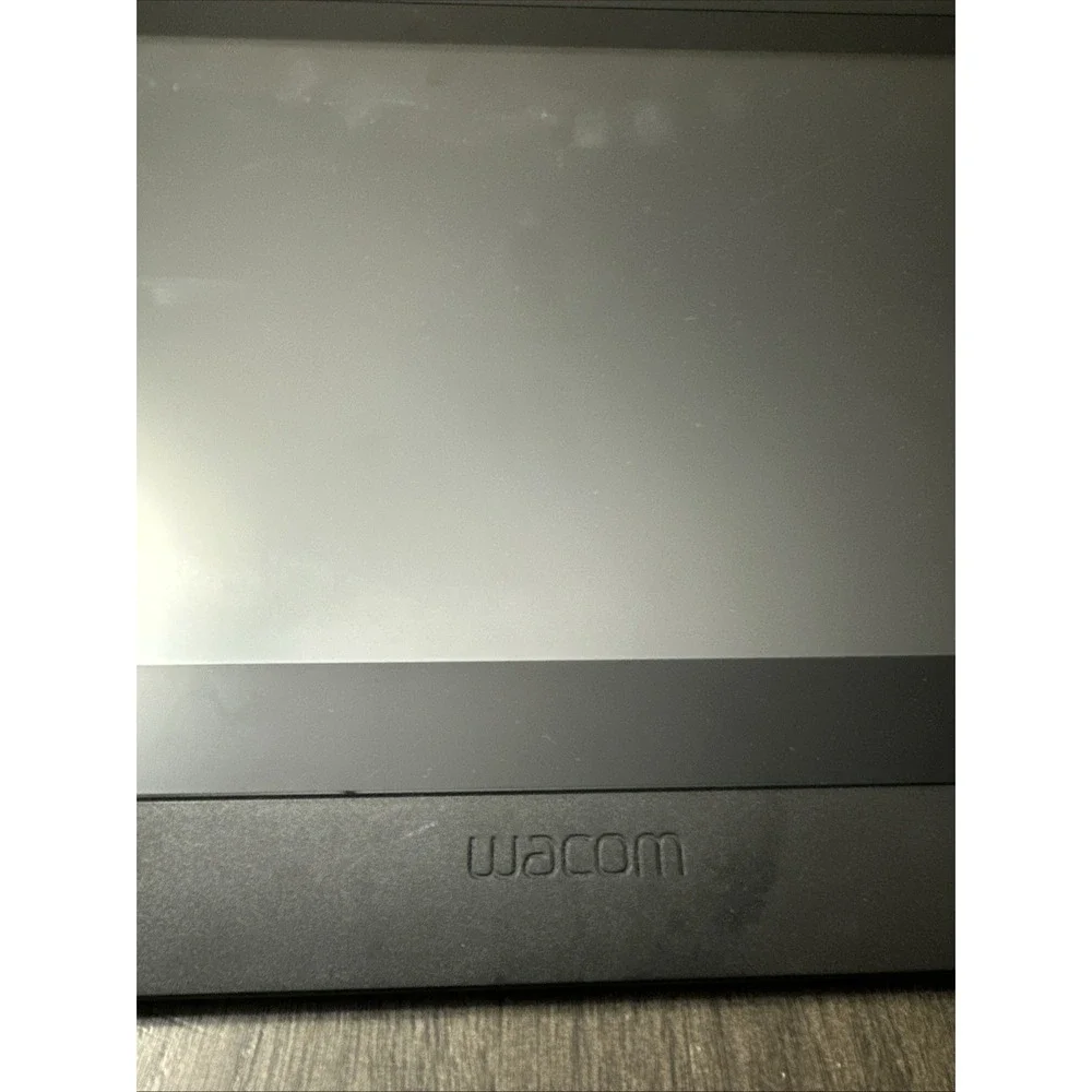 Wacom Cintiq DTK1660K0A 16 Inch Creative Pen Display No Pen And Power Cable